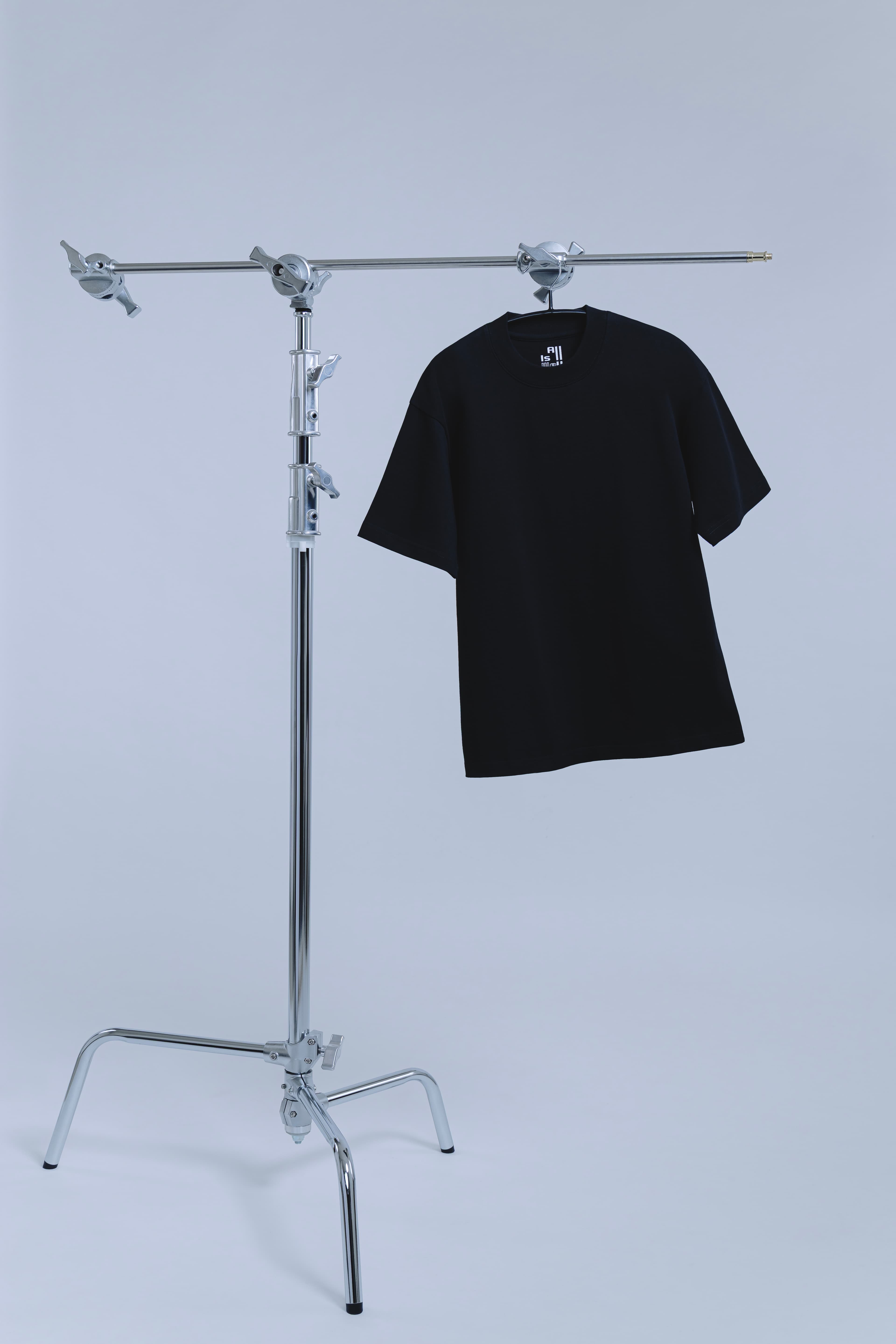 Black Tee